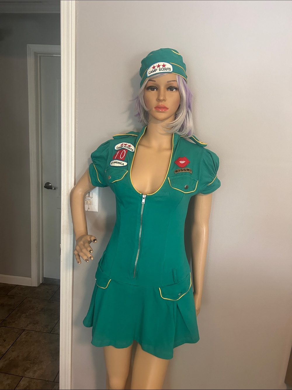 Black Label Green Camp-Style Zip Front Halloween Costume